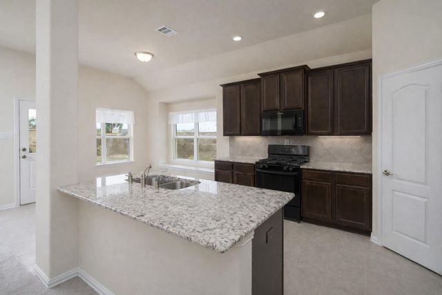 13202 Anchor Isle Court, La Marque, TX 77568