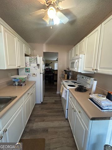1775 Summerwoods Lane, Griffin, GA 30224