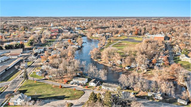 500 River Street, Three Rivers, MI 49093