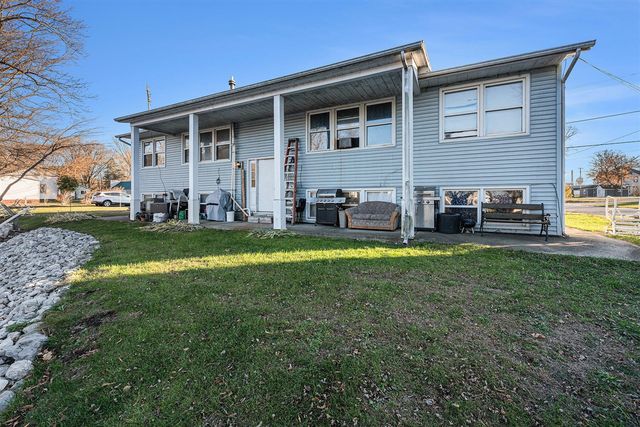 500 River Street, Three Rivers, MI 49093