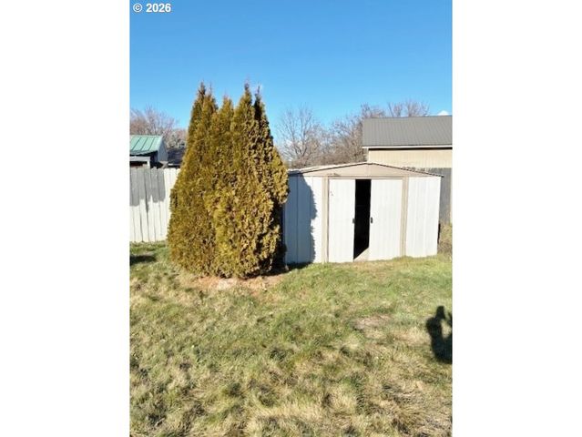 4297 Sw RUNNION Ct, Pendleton, OR 97801