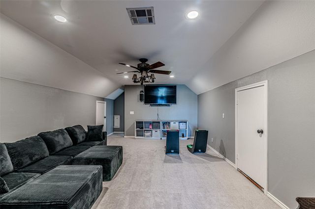 17631 Huffmeister Road, Cypress, TX 77429