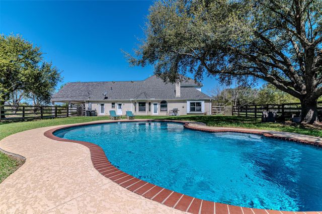 17631 Huffmeister Road, Cypress, TX 77429
