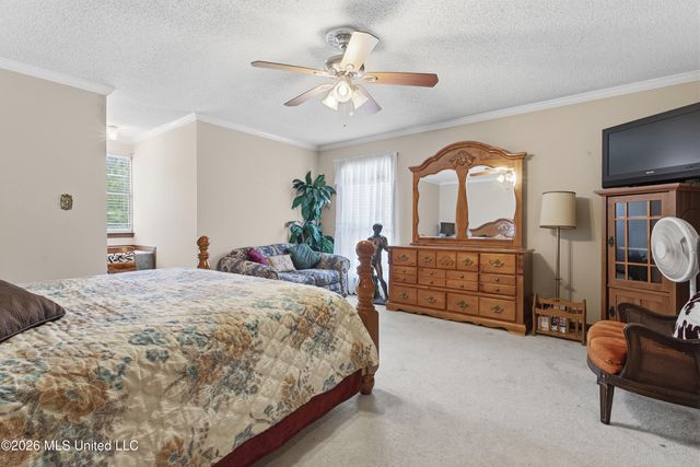 918 N Country Club Lane, Biloxi, MS 39532