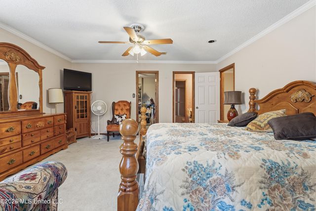 918 N Country Club Lane, Biloxi, MS 39532