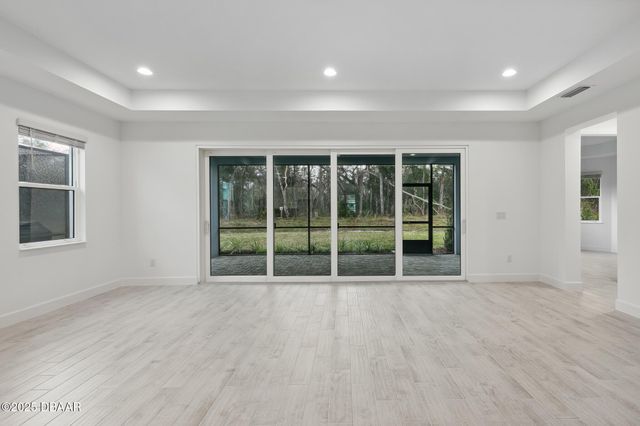 600 Hang Loose Way, Daytona Beach, FL 32124