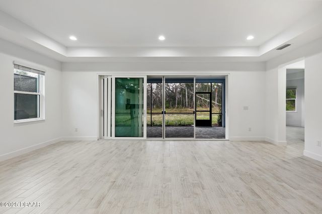 600 Hang Loose Way, Daytona Beach, FL 32124