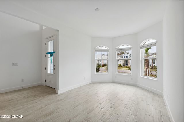 600 Hang Loose Way, Daytona Beach, FL 32124