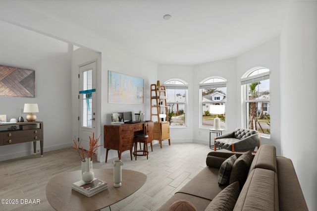 600 Hang Loose Way, Daytona Beach, FL 32124