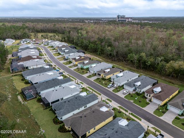 600 Hang Loose Way, Daytona Beach, FL 32124