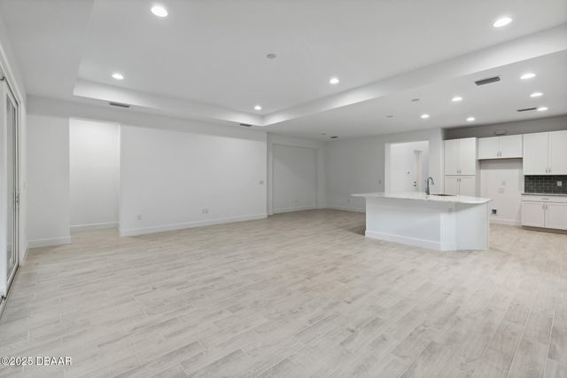 600 Hang Loose Way, Daytona Beach, FL 32124