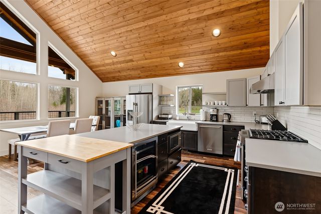 161 Middle Fork Lane, Cle Elum, WA 98922