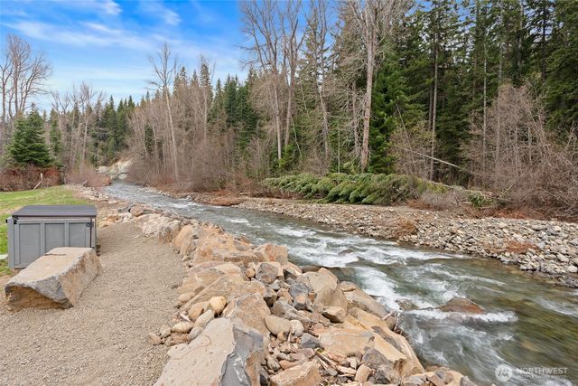 161 Middle Fork Lane, Cle Elum, WA 98922