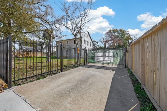 4810 Old Spanish Trail Trail, Houston, TX 77021