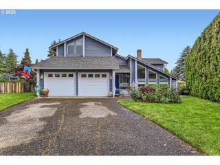 1543 Ne HYDE St, Hillsboro, OR 97124