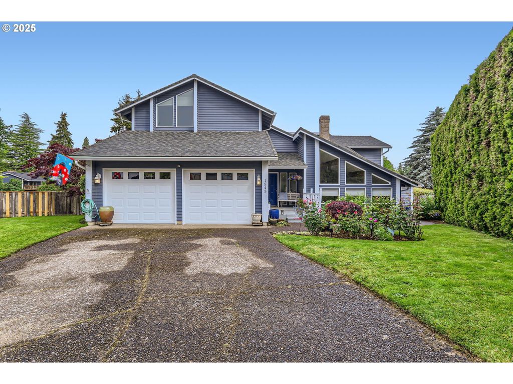 1543 Ne HYDE St, Hillsboro, OR 97124