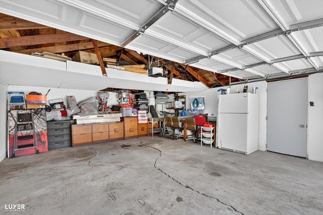 600 W Bob O Link Road, Mount Prospect, IL 60056