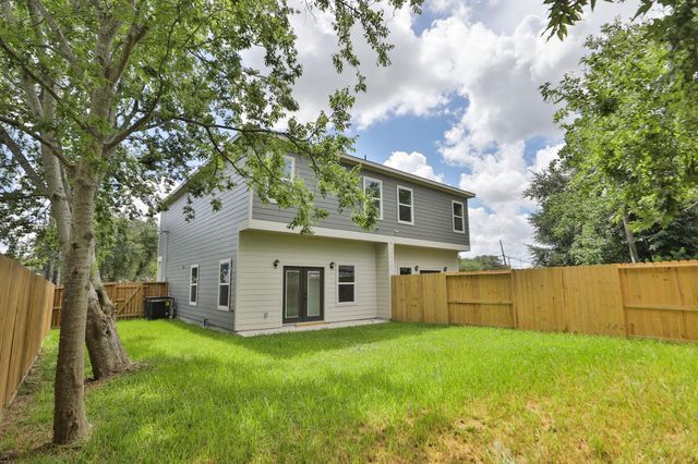 9240 Culver Street A, Houston, TX 77051