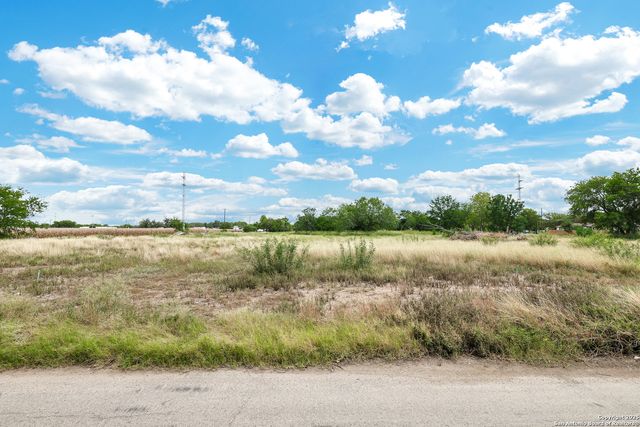 2 Golden Ave, San Antonio, TX 78211