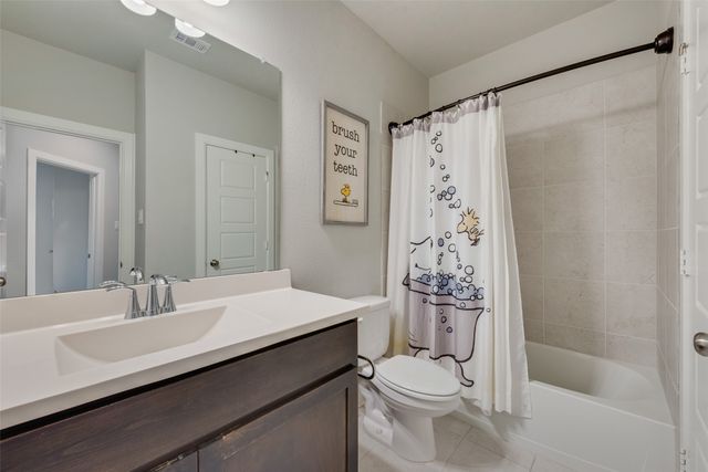2244 Drake Street, Fort Worth, TX 76008