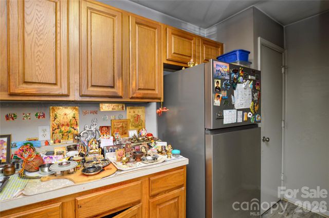 9709 Campus Walk Lane A, Charlotte, NC 28262