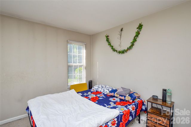 9709 Campus Walk Lane A, Charlotte, NC 28262