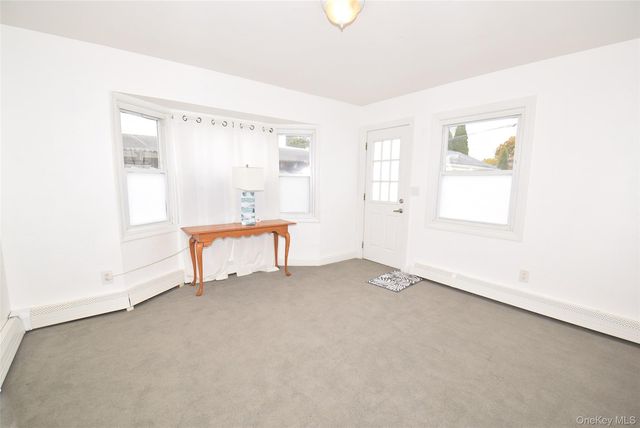 87 Parkside Drive N, Levittown, NY 11756