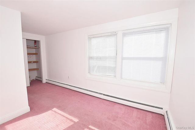 87 Parkside Drive N, Levittown, NY 11756