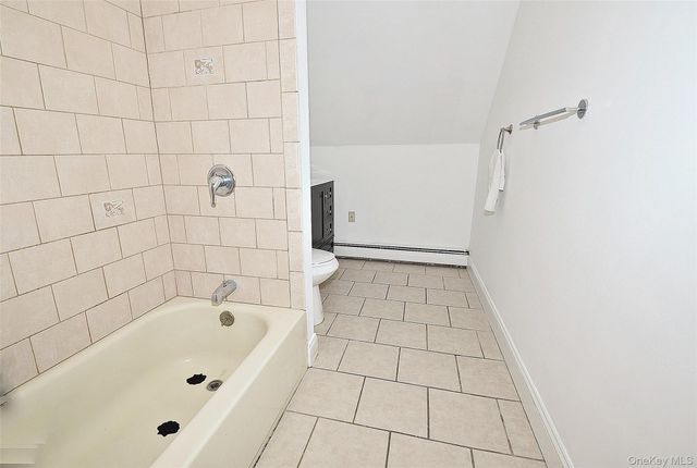 87 Parkside Drive N, Levittown, NY 11756