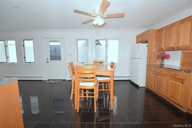 87 Parkside Drive N, Levittown, NY 11756