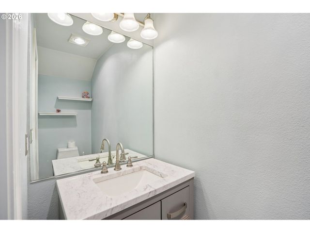 9619 Nw MILLER HILL Dr, Portland, OR 97229