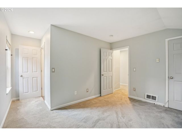 9619 Nw MILLER HILL Dr, Portland, OR 97229