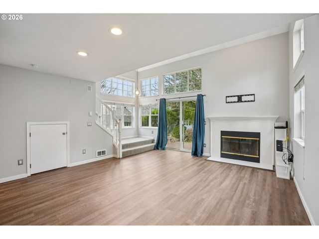 9619 Nw MILLER HILL Dr, Portland, OR 97229