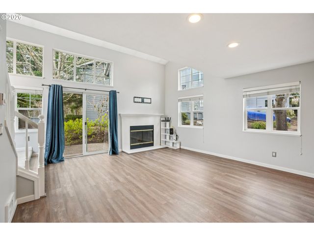 9619 Nw MILLER HILL Dr, Portland, OR 97229