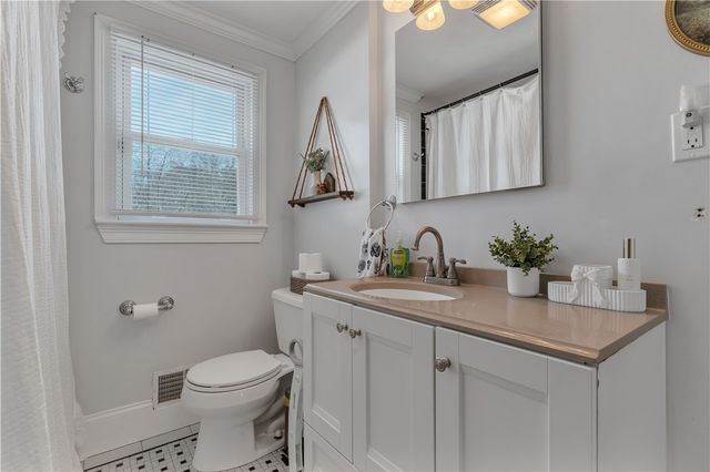 170 Heritage Road, North Kingstown, RI 02852