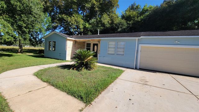 3 Lovers Lane 1409, Dayton, TX 77535