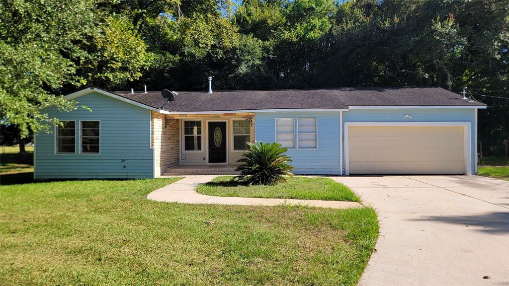 3 Lovers Lane 1409, Dayton, TX 77535