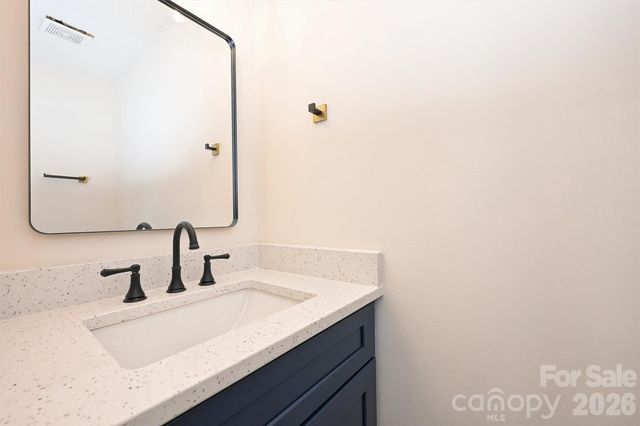 11118 Gold Pan Road, Charlotte, NC 28215