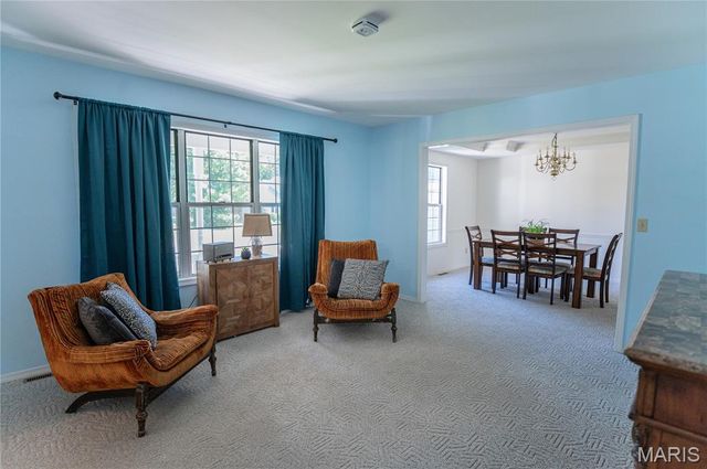 906 Pheasant Hill Drive, Rolla, MO 65401