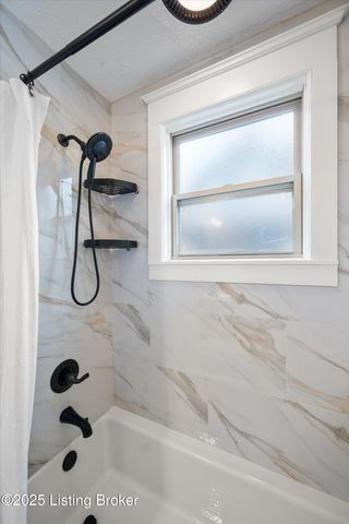 2342 Emerson Ave, Louisville, KY 40205