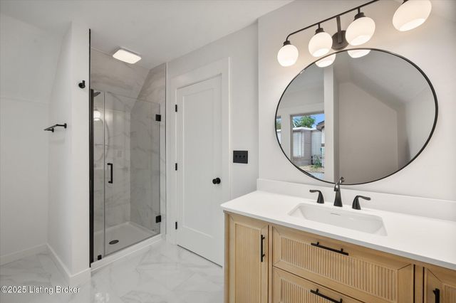 2342 Emerson Ave, Louisville, KY 40205