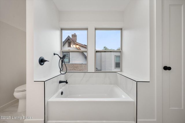 2342 Emerson Ave, Louisville, KY 40205