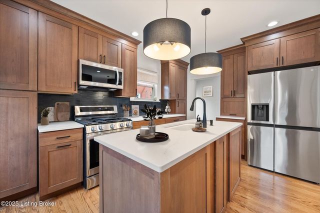 2342 Emerson Ave, Louisville, KY 40205