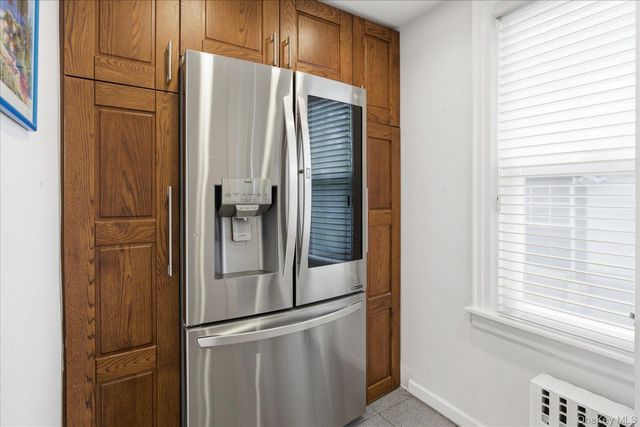 261-21 Pembroke Avenue, Great Neck, NY 11020