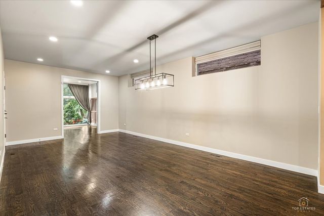 3547 N Reta Avenue 101, Chicago, IL 60657