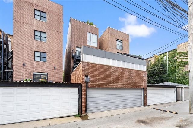 3547 N Reta Avenue 101, Chicago, IL 60657