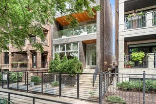 3547 N Reta Avenue 101, Chicago, IL 60657