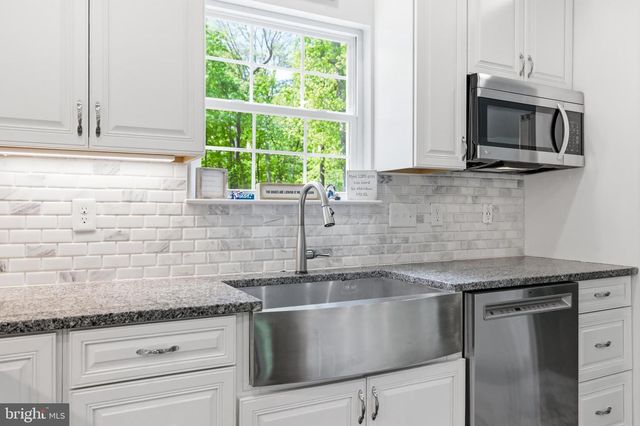 6324 VINT HILL RD, Warrenton, VA 20187