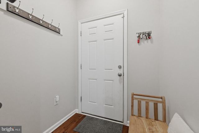 6324 VINT HILL RD, Warrenton, VA 20187