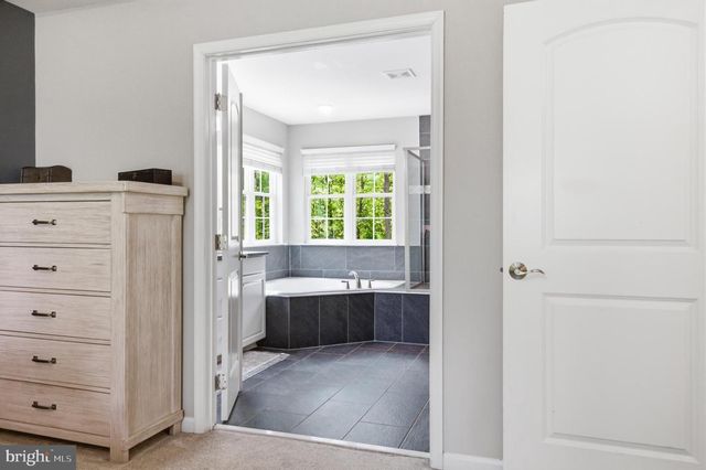 6324 VINT HILL RD, Warrenton, VA 20187